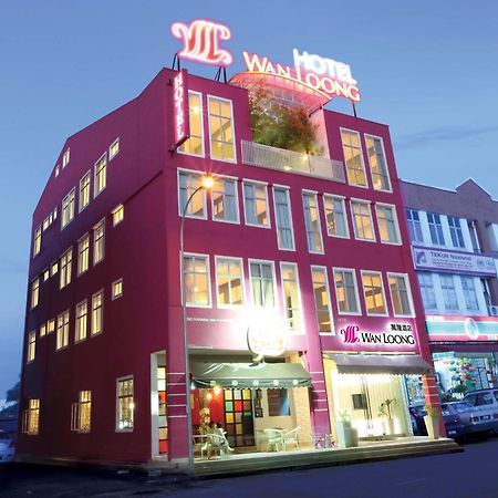 Wan Loong Hotel Pontian Kecil Exterior foto